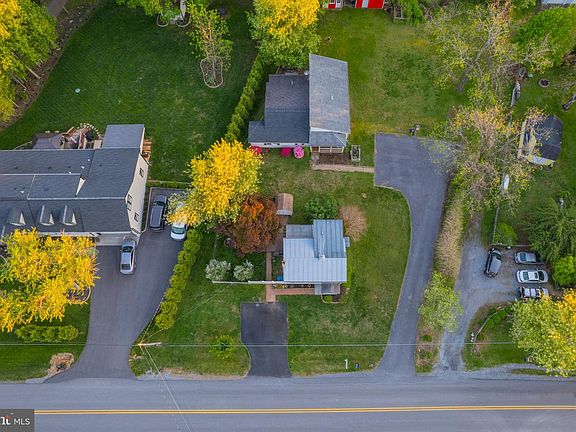5th image of 430 Pine Grove Rd