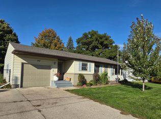 142 5th St NW, Blooming Prairie, MN 55917