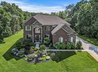 5574 Eggert Pl, Brighton, MI 48116