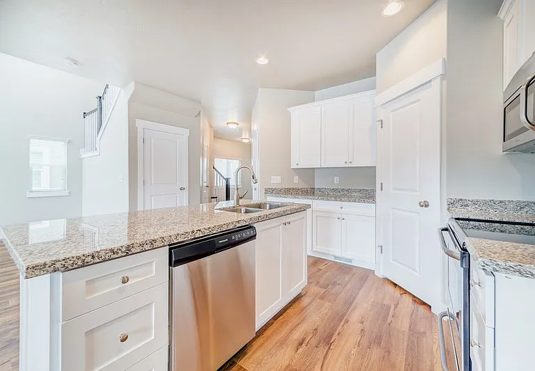 1159 S 225 E — Photo 22