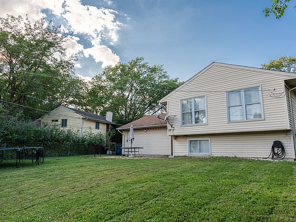 5th image of 33 Jacobsen Ave