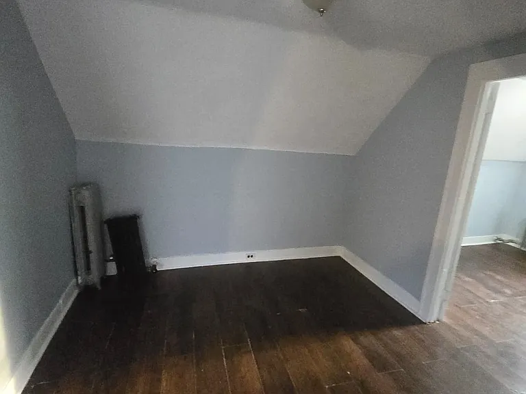 257 S 11th St #2 — Photo 13