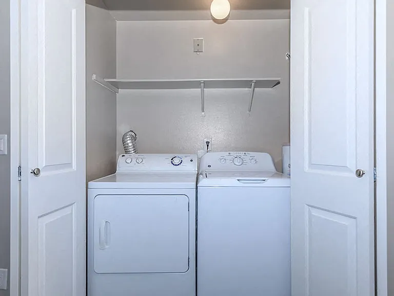 Alvista 240 — Photo 6