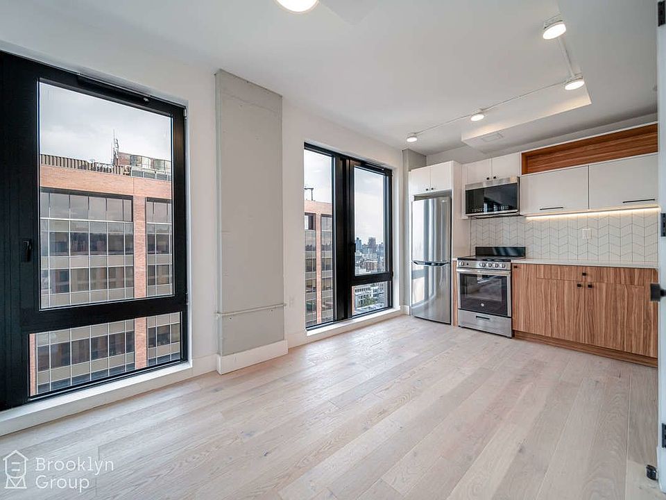 1st image of 54 W 125th St #1608