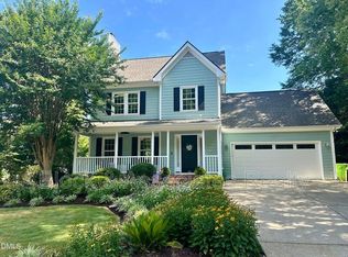 540 Cayman Ave, Holly Springs, NC 27540