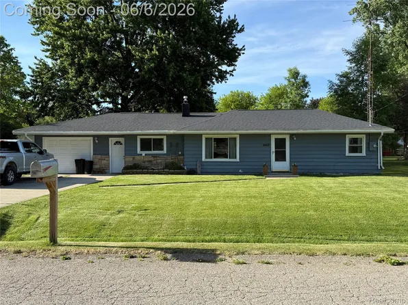 4413 Winters Dr, Flint, MI 48506
