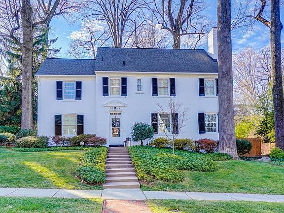 4th image of 7014 Beechwood Dr