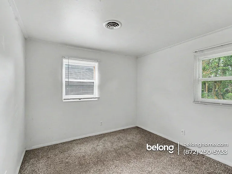 36 Saint Columba Dr — Photo 7
