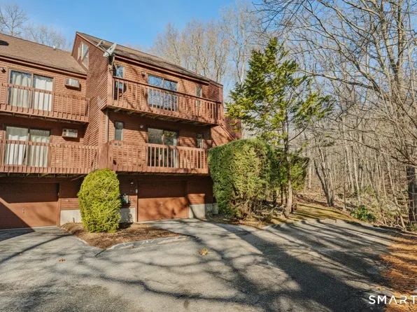 97 West Main Street Apt 24, East Lyme, CT 06357