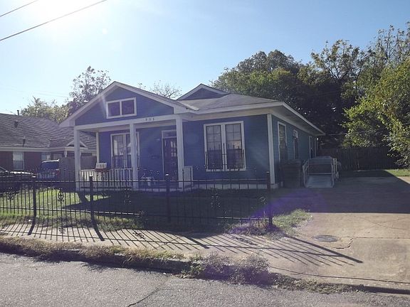2nd image of 993 Saxon Ave