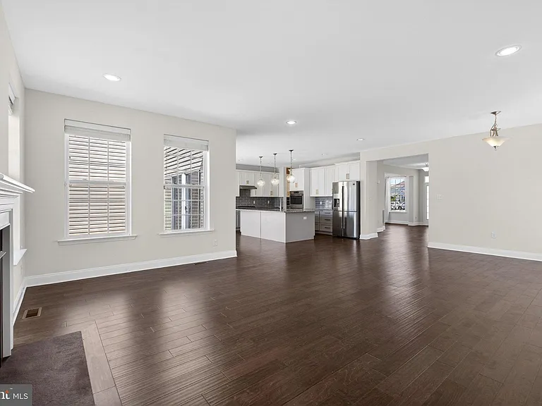 2707 Henry Moore Ln — Photo 12