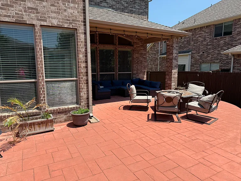 Talley Ln — Photo 22