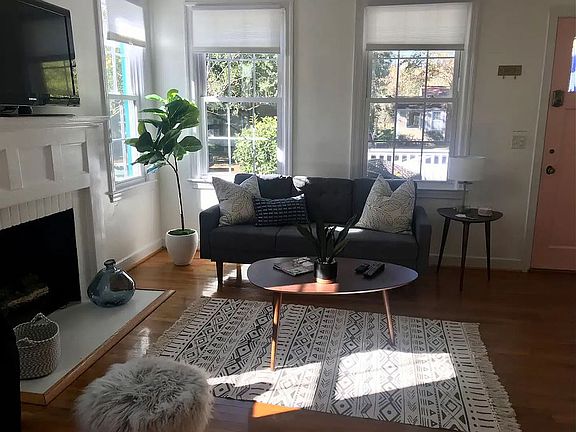 Living Room Bungalow