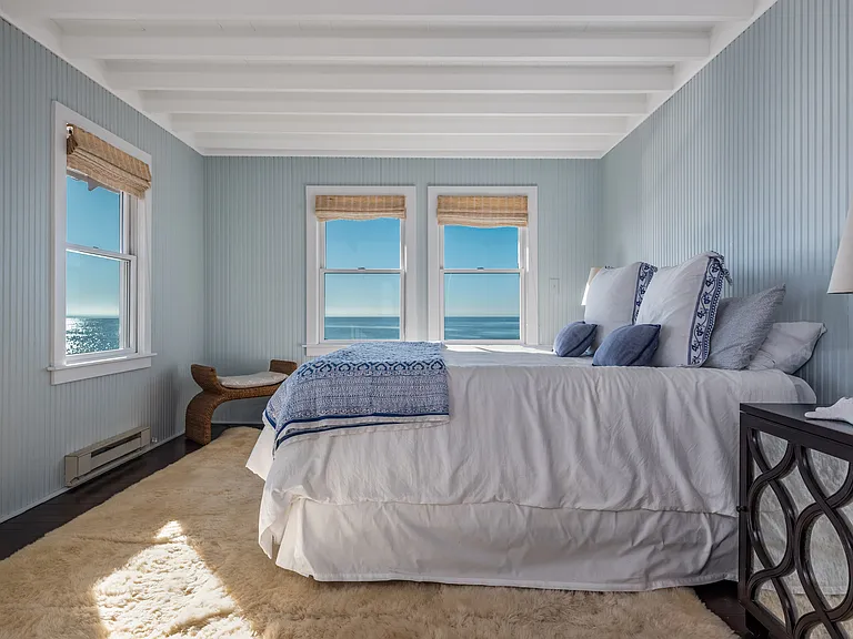118 Middle Beach Rd — Photo 14