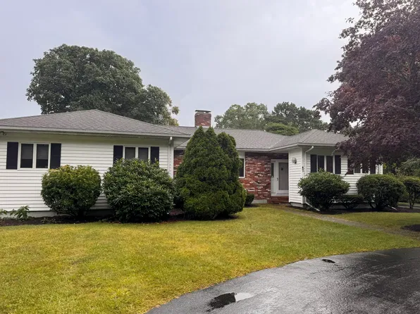 47 Woodland Rd, East Falmouth, MA 02536
