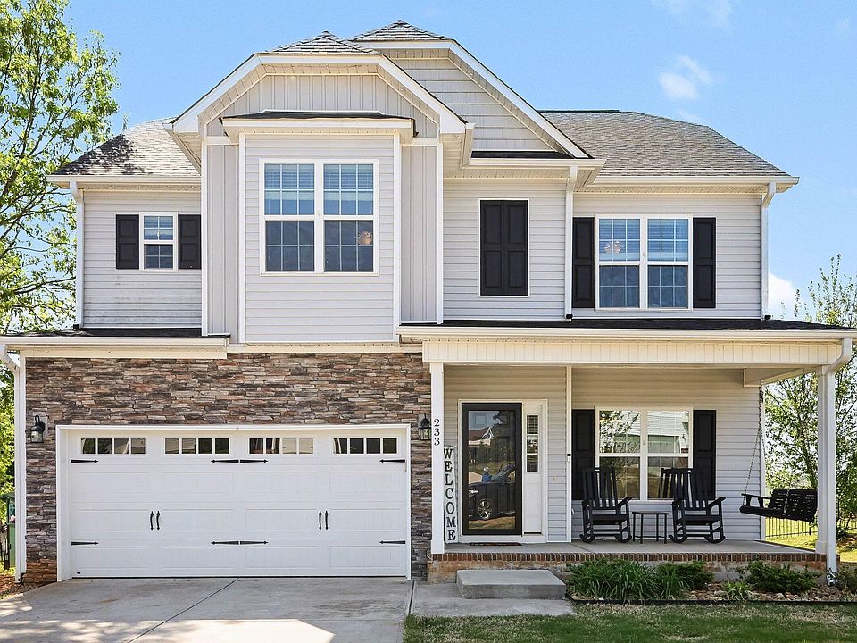 1st image of 233 Pond Mountain Dr