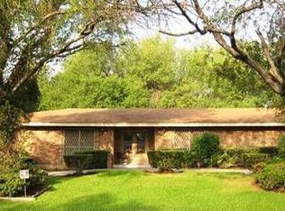 304 S Fenwick Dr, Laredo, TX 78041