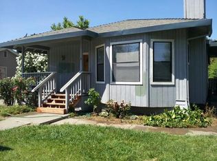 650 W B St, Dixon, CA 95620
