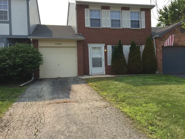 1458 Oxford St, Carol Stream, IL 60188
