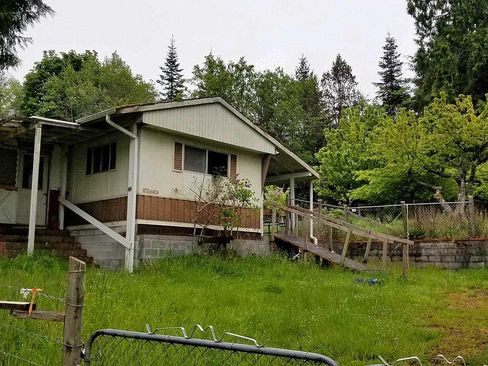 2nd image of 71 Findley Rd
