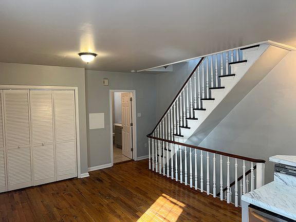 5th image of 4030 Westminster Ave Floor 2