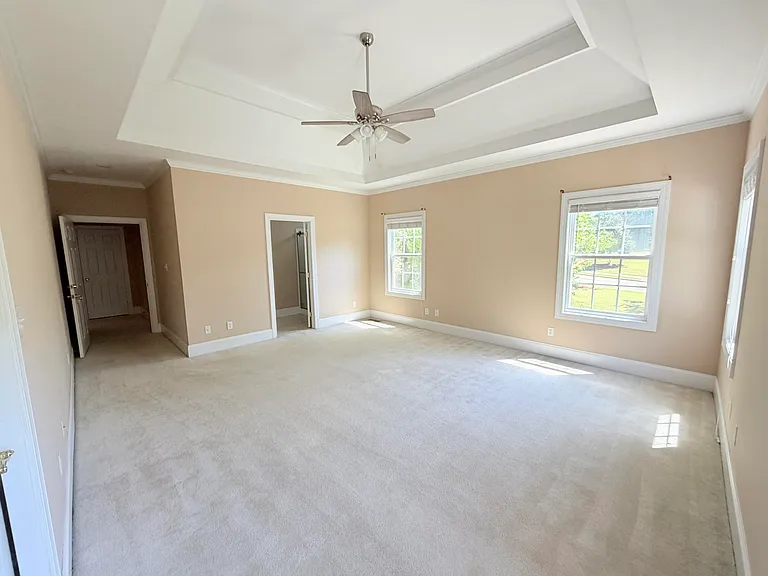 1605 Jamestown Ave — Photo 14