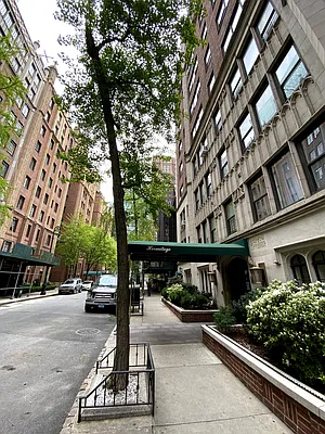 Rented by Bond New York | media 1