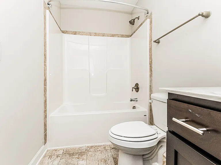 252 Lanier Pl — Photo 14