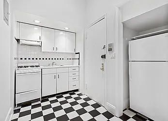 Rented by CitySites Real Estate Group