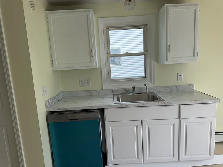 44 Morris St #A — Photo 15