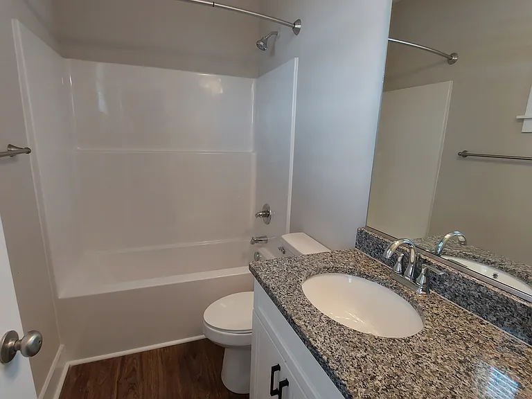 542 Wallburg High Point Rd #B — Photo 11