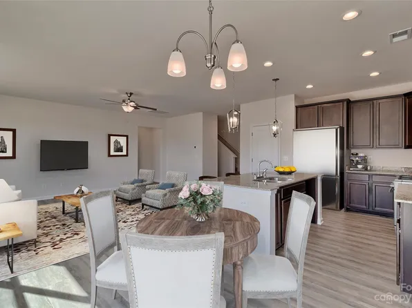 3607 Whitney Way, Sherrills Ford, NC 28673