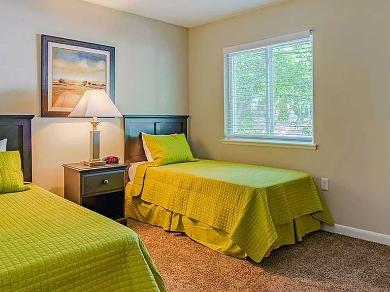 Gleneagle Apartment Homes — Photo 97