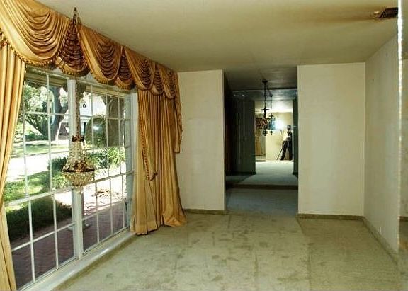 3rd image of 1406 Berkshire Ct