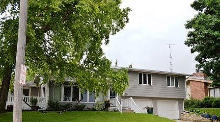 3rd image of 2514 N Shore Dr