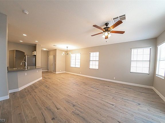 4th image of 7245 Lost Shadow Ct