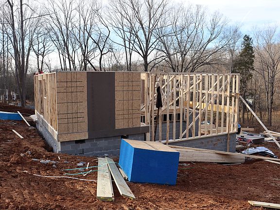 5th image of 151 Glenstone Blvd