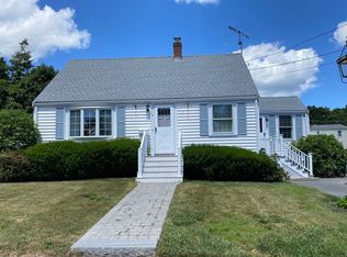 19 Roosevelt Rd, Holbrook, MA 02343