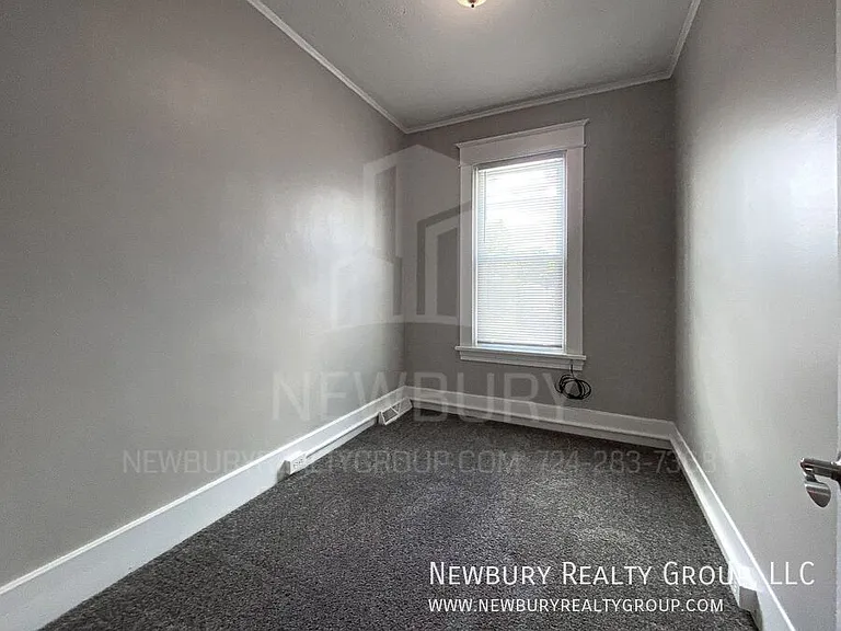 313 Wilson Ave — Photo 43