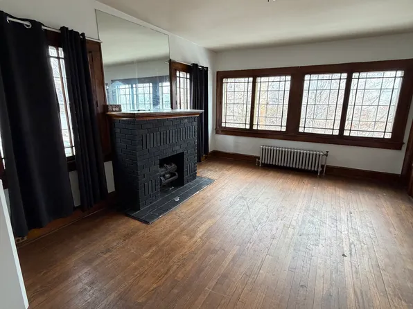 517 Miles Ave, Olyphant, PA 18447