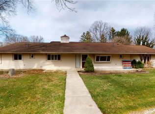 171 Hickory Rd, Akron, OH 44333