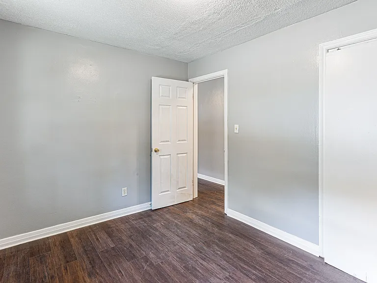 1707 Powatan St #3 — Photo 10