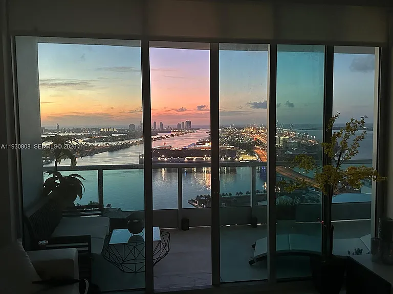 900 Biscayne Blvd #3704 — Photo 2