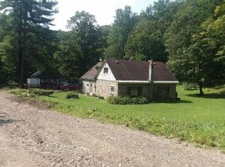 7263 Clark Rd, Erie, PA 16510