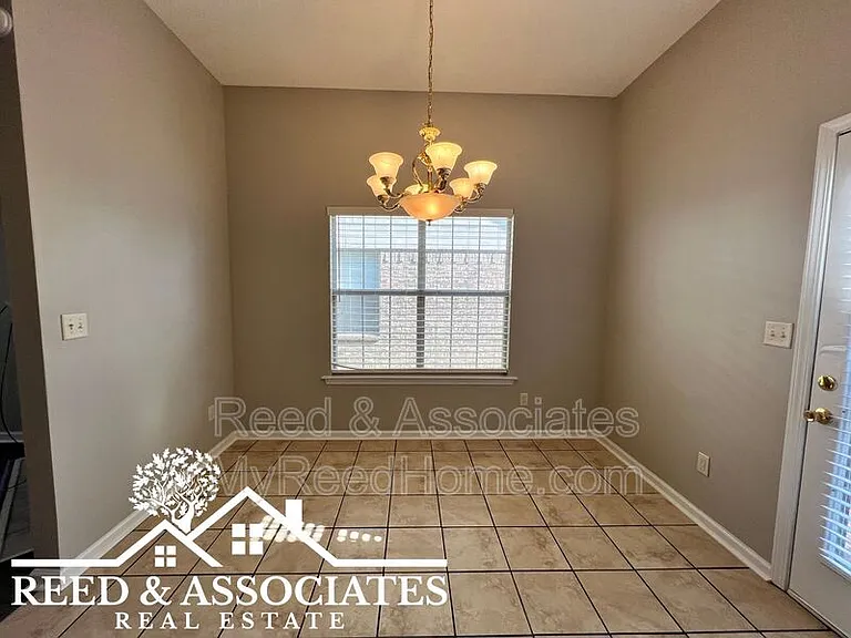 4824 Pine Forrest Dr — Photo 5