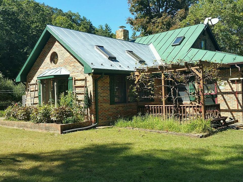 1st image of 658 Peaceful Valley Dr
