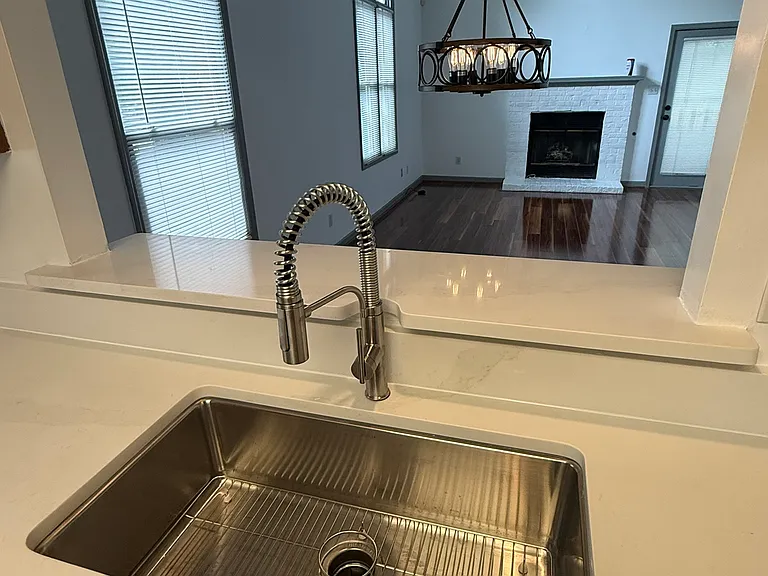 10400 Ravenbrook Ln — Photo 8