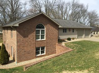 323 Knollwood Dr, Washington, IN