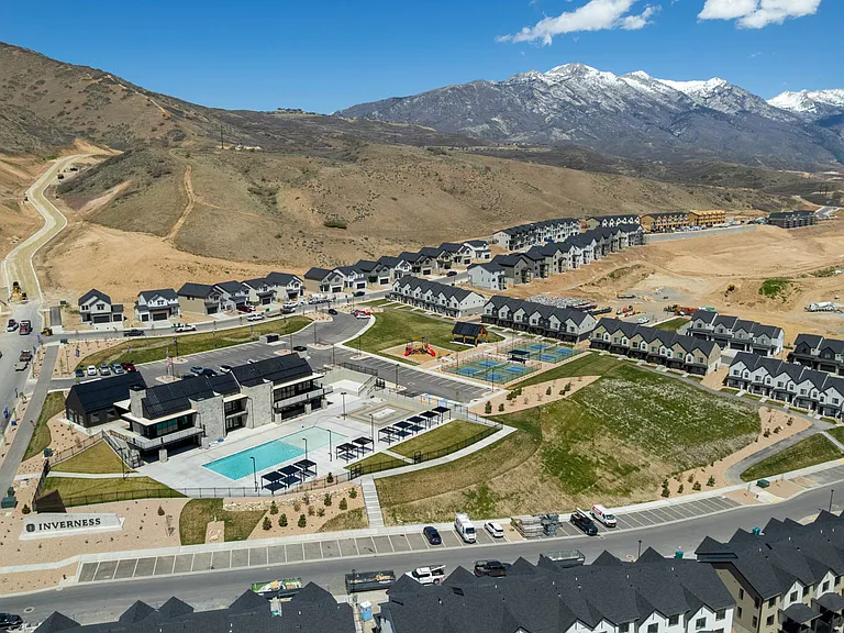 Inverness community amenities, including pool, clubhouse, splashpad, playgrounds, pickleball courts, basketball court, miles of walking/biking paths.
