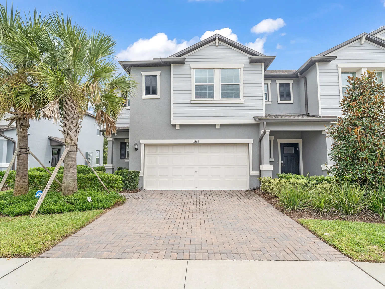 3 bed, 2.5 bath, 1861 sqft, $2,490 — Photo 1